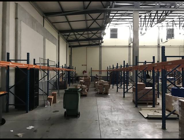 824M² FACTORY TO LET IN AIRPORT INDUSTRIA